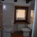 Casa Nadia サン・ゼーノ・ディ・モンターニャ